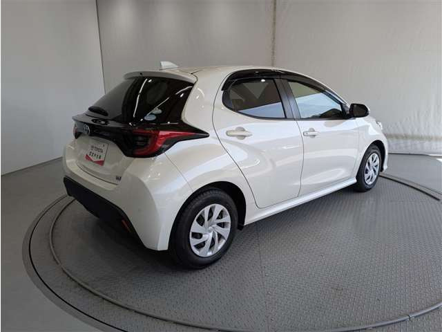 ヤリス1.5 ハイブリッド G