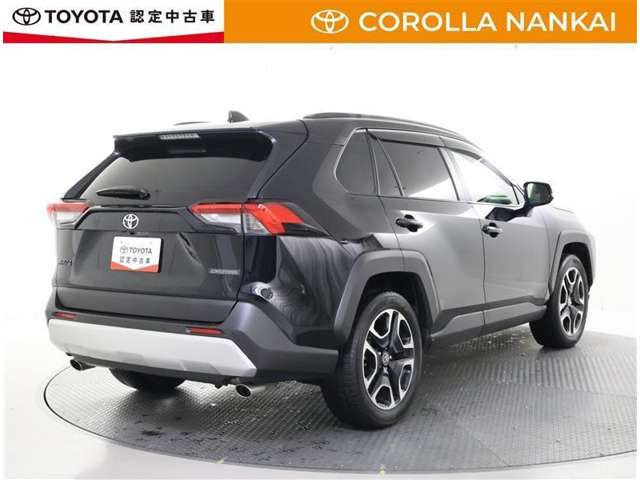 RAV42.0 アドベンチャー 4WD