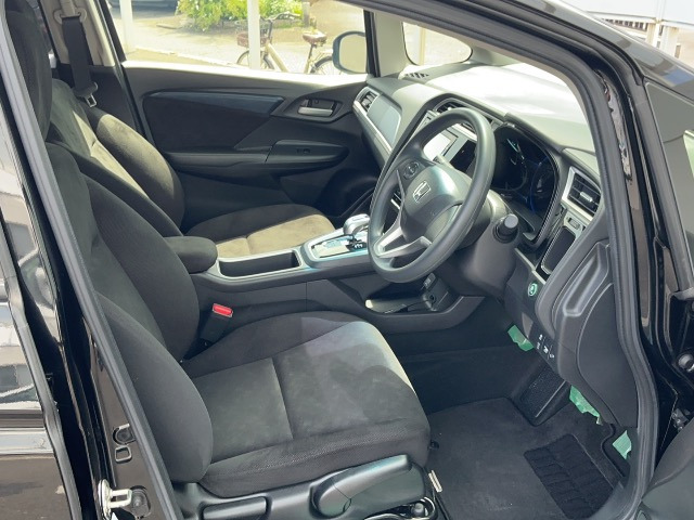 シャトル1.5 ハイブリッド