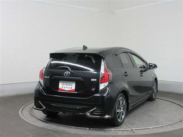 アクア1.5 G GRスポーツ