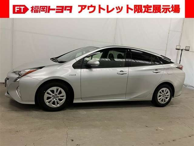 プリウス1.8 S セーフティ プラス