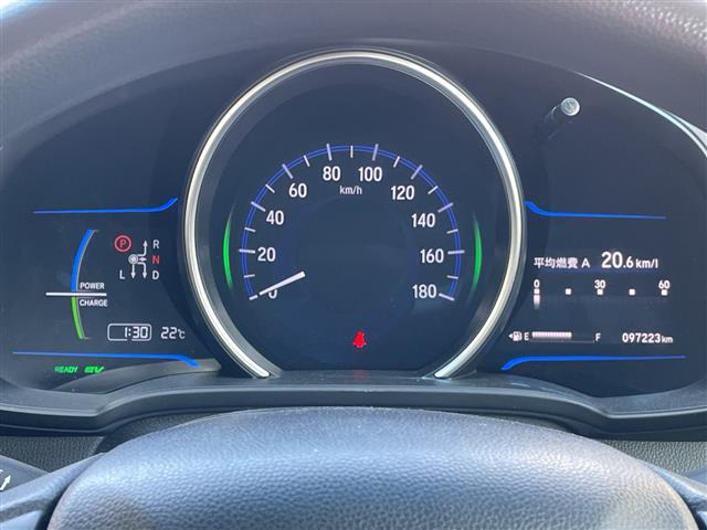 フィット1.5 ハイブリッド Fパッケージ