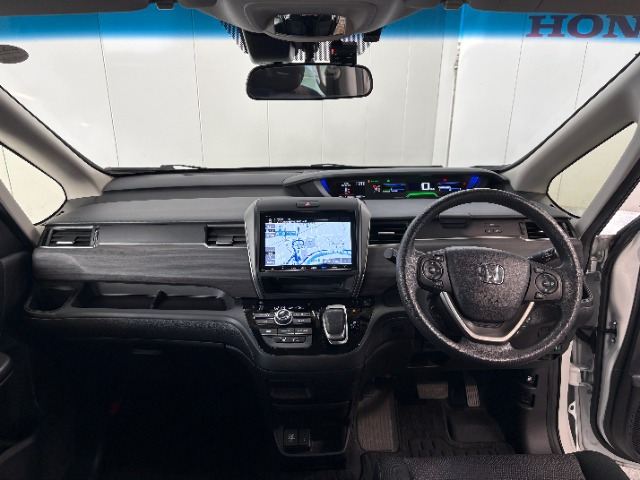 フリード1.5 ハイブリッド G