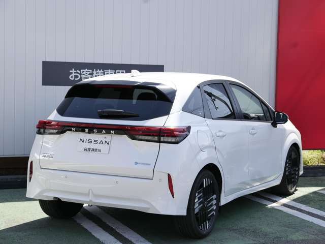 ノートオーラ1.2 G レザーエディション