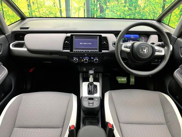 フィット1.5 e:HEV クロスター