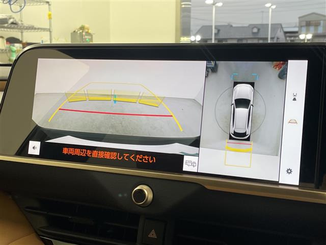 クラウンスポーツ2.5 Z E-Four 4WD