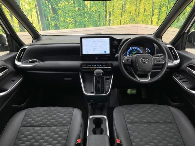 ヴォクシー1.8 ハイブリッド S-Z