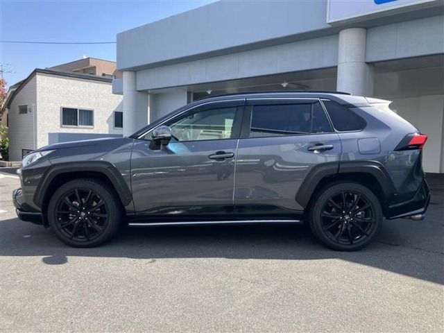 RAV42.0 アドベンチャー 4WD