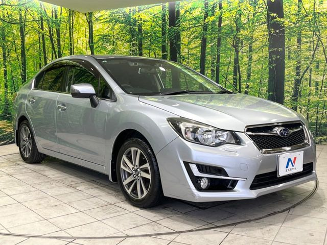 高透明度のガラス皮膜で撥水はもちろん、上質なツヤ・光沢を実現。紫外線や酸性雨から大切な愛車を保護し、色あせ・劣化を防止。「弾スプラッシュコート」、「弾プリミッサコート」からお選びいただけます。