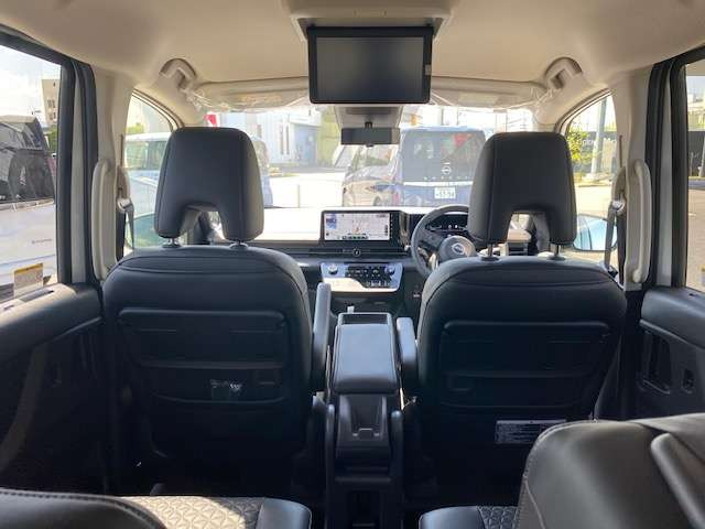 セレナ1.4 e-POWER ハイウェイスターV