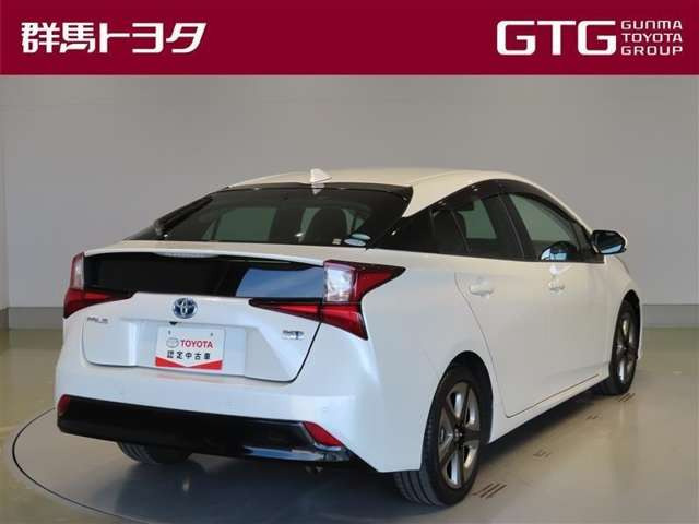 プリウス1.8 A プレミアム ツーリングセレクション