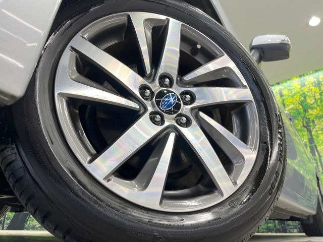 【純正16インチアルミホイール】外観にマッチした純正アルミホイールを装着しております。各種社外アルミホイールや、スタッドレスタイヤも取扱いしております。是非ご相談ください♪