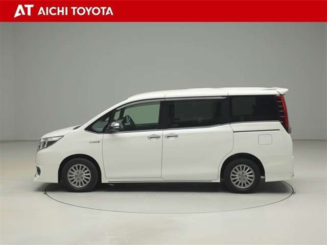 エスクァイアハイブリッド1.8 Gi ブラックテーラード