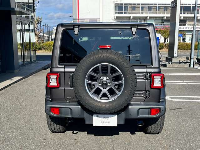 ラングラー80thアニバーサリー エディション 4WD