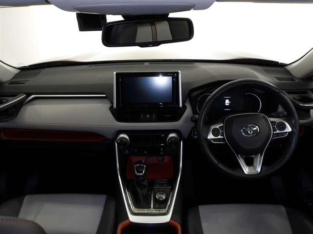 RAV42.0 アドベンチャー 4WD