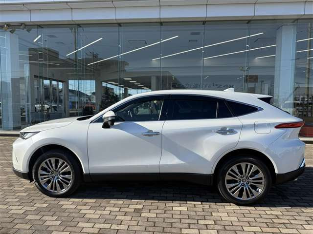 ハリアー2.5 ハイブリッド E-Four Z 4WD