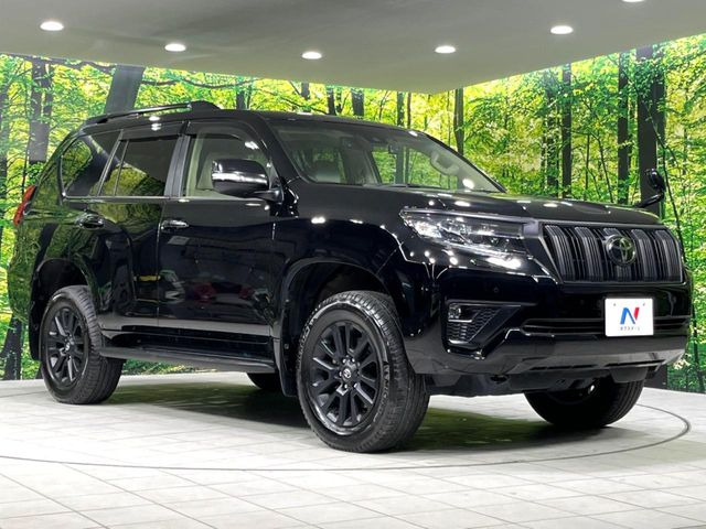 �������x�̃K���X�疌�ŝ����͂������A�㎿�ȃc���E����������B���O����_���J�����؂Ȉ��Ԃ�ی삵�A�F�����E�򉻂�h�~�B�u�e�X�v���b�V���R�[�g�v�A�u�e�v���~�b�T�R�[�g�v���炨�I�т��������܂��B