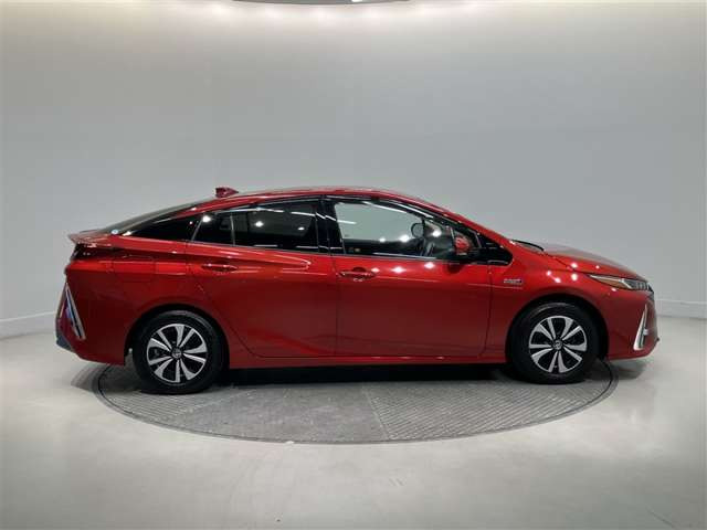 プリウスPHV1.8 A