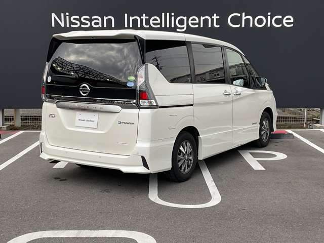 セレナ1.2 e-POWER ハイウェイスターV