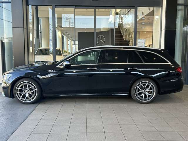 EクラスワゴンE200 スポーツ (BSG搭載モデル)