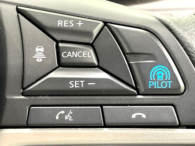 セレナ1.2 e-POWER ハイウェイスターV