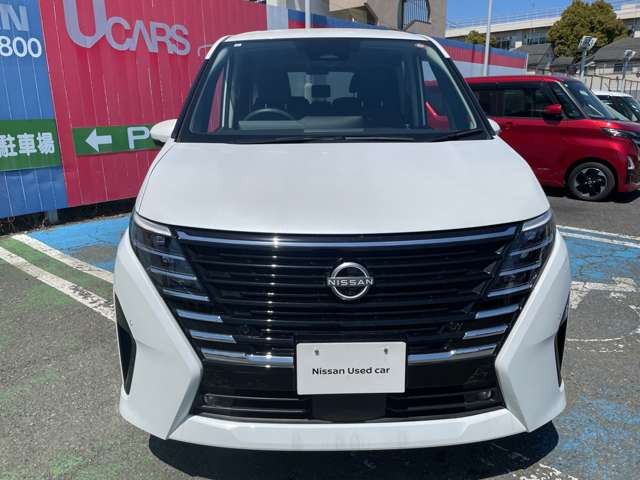 セレナ1.4 e-POWER ハイウェイスターV