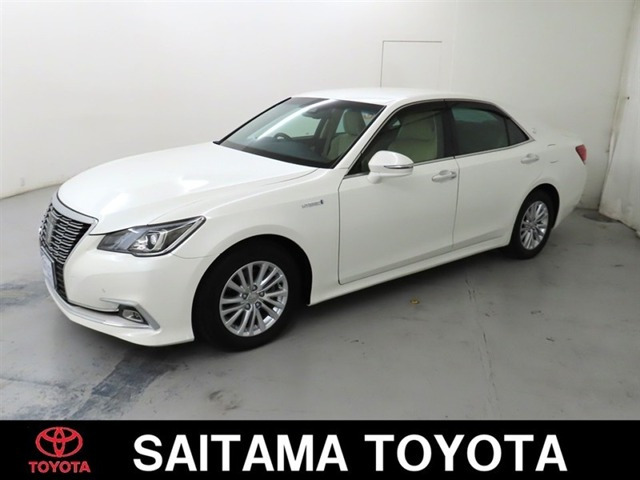 クラウンハイブリッド 2.5 ロイヤルサルーン