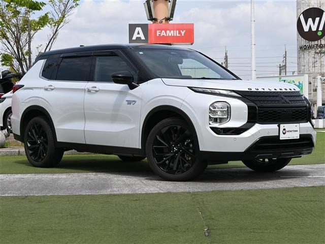 アウトランダーPHEV2.4 ブラック エディション 4WD