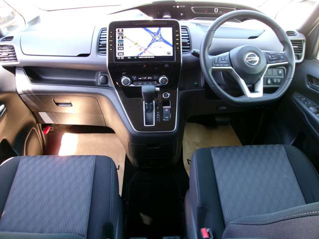 セレナ2.0 ハイウェイスターV