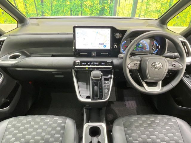 ヴォクシー1.8 ハイブリッド S-Z