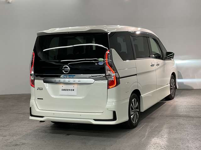 セレナ2.0 ハイウェイスターV