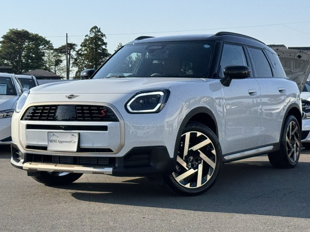 ミニカントリーマンS ALL4 DCT 4WD