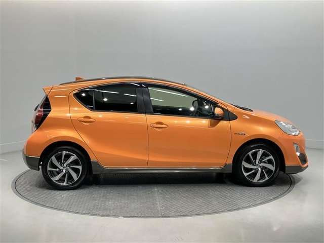 アクア1.5 X-URBAN