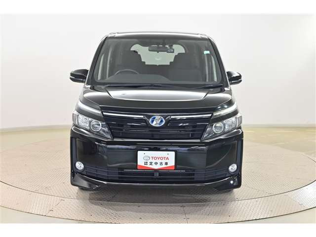 ヴォクシー1.8 ハイブリッド X