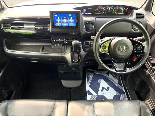 N-BOXカスタムL ターボ