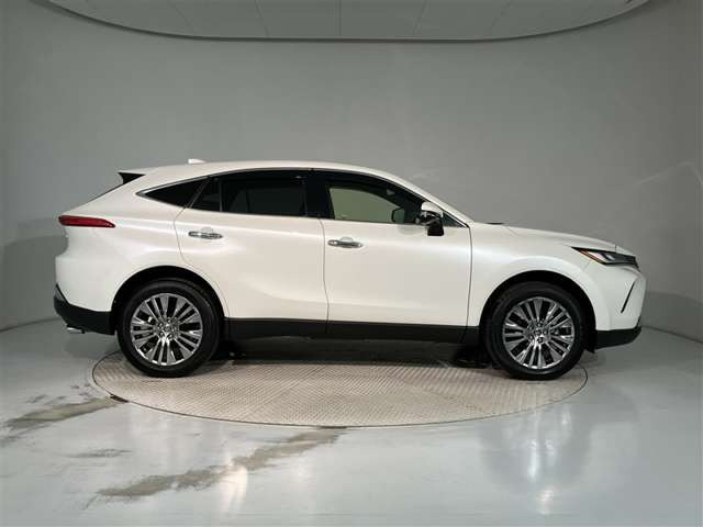 ハリアー2.5 ハイブリッド E-Four Z レザーパッケージ 4WD