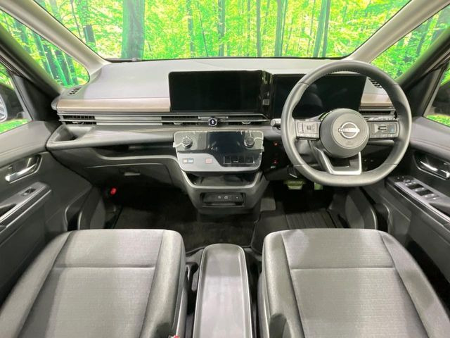 セレナ1.4 e-POWER ハイウェイスターV