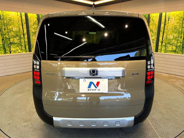 安心の最長10年・走行無制限保証(有償)をご用意。保証内容も充実はもちろん、無料点検&オイル交換や、年中無休の全国・24時間ロードサービスも付帯されておりますのでご安心下さい。