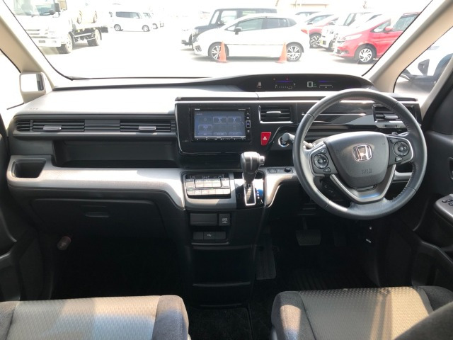 ステップワゴン1.5 スパーダ ホンダ センシング