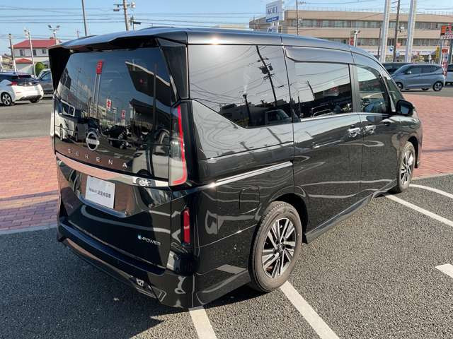 セレナ1.4 e-POWER ルキシオン