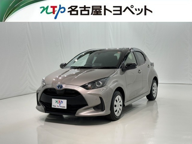 ヤリス1.5 ハイブリッド G E-Four 4WD