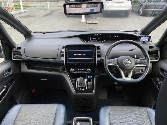 セレナ1.2 e-POWER AUTECH セーフティパッケージ