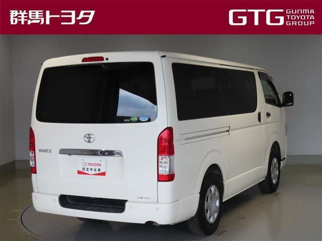 ハイエースバン