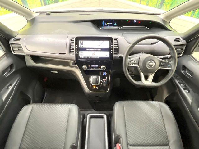 セレナ1.2 e-POWER ハイウェイスターV