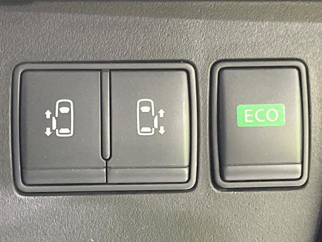 セレナ2.0 ハイウェイスター Vセレクション+Safety S-HYBRID