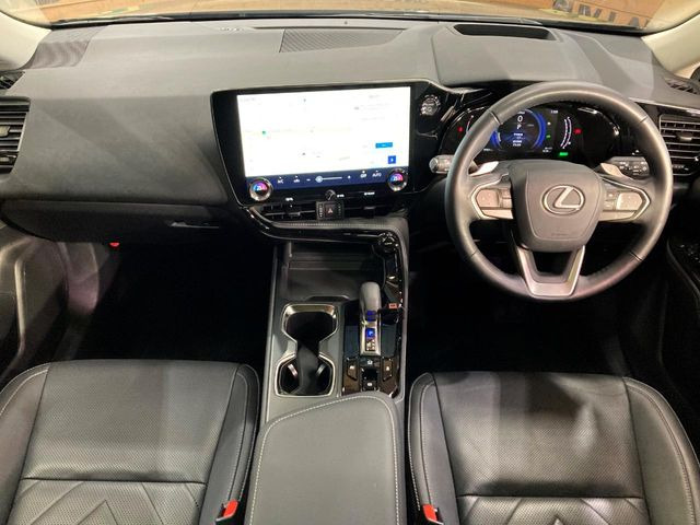 NX350h バージョンL