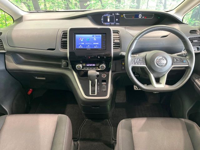 セレナ2.0 ハイウェイスター Vセレクション