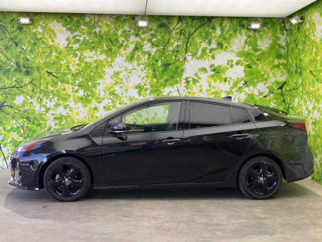 プリウス1.8 S ツーリングセレクション ブラックエディション