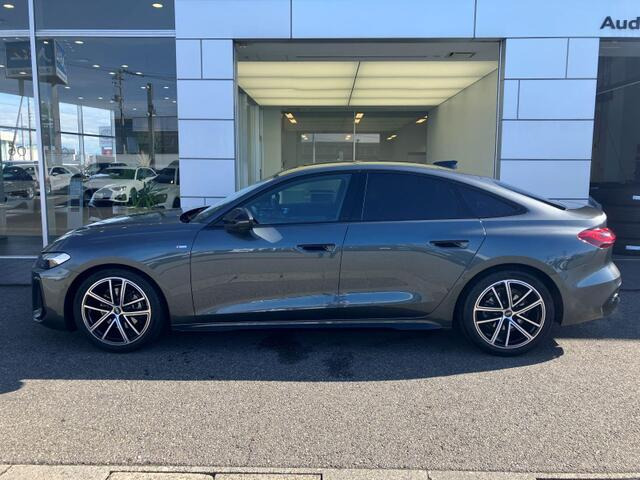 A5TFSI クワトロ 150kW Sラインパッケージ 4WD