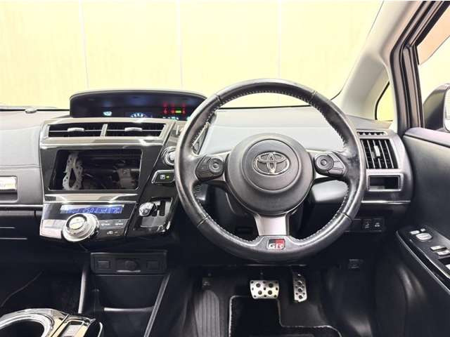 プリウスα1.8 S ツーリングセレクション GRスポーツ